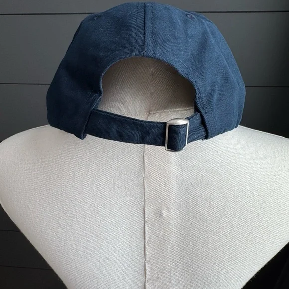 Disney Navy Adjustable Hat Cap with Embroidered Mickey Mouse Dad Park Unisex - Picture 3 of 6